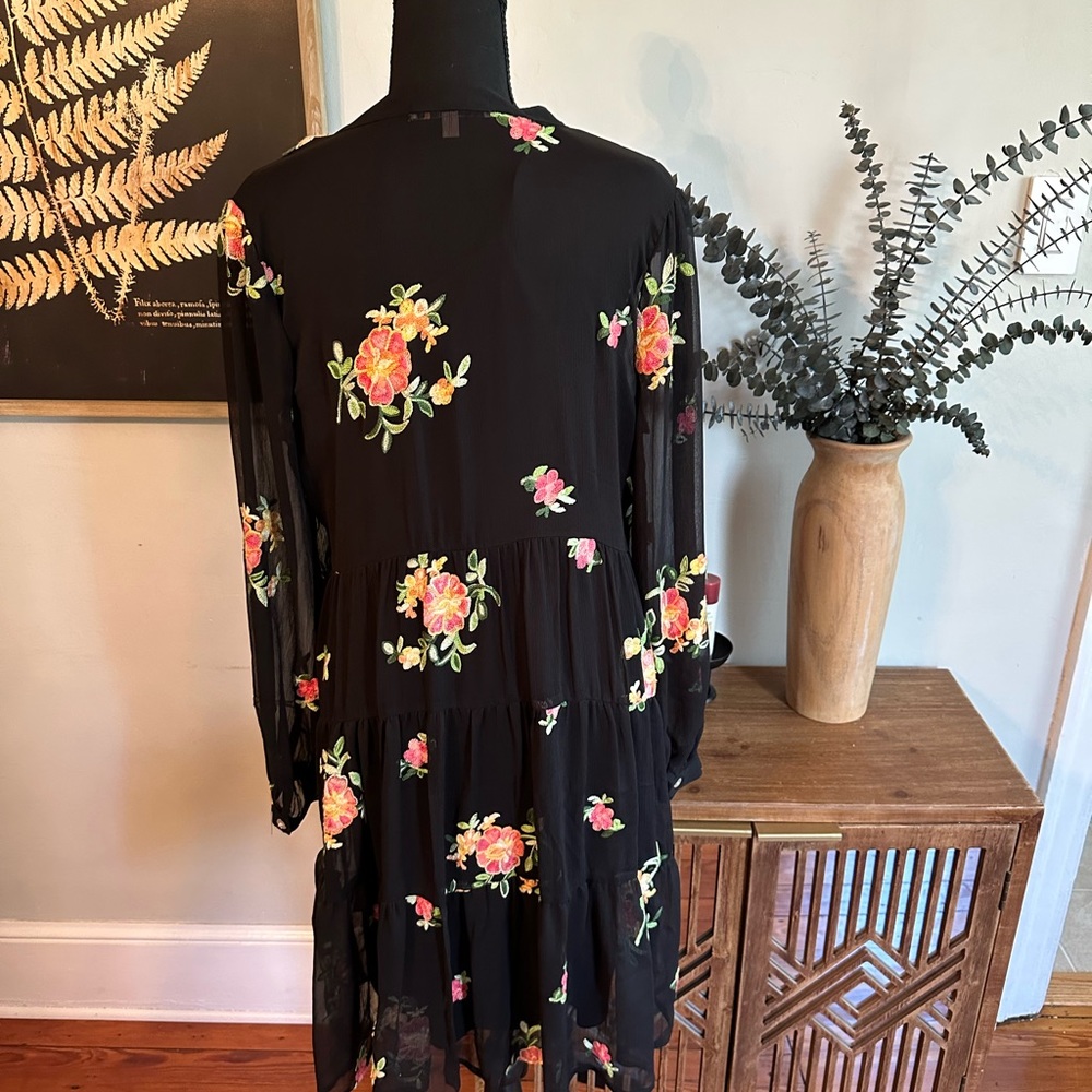 Sheer Black Floral Dress - Picture 4 of 6